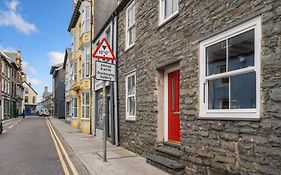Characterful 3 Bedroom Cottage